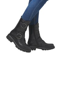 Широкие сапоги Широкие сапоги