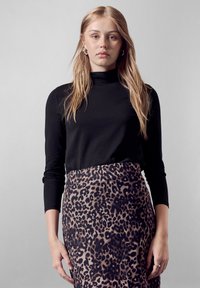 Майка Майка