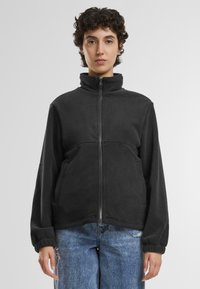 Флисовая куртка Флисовая куртка