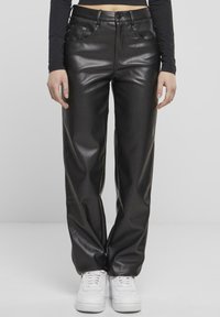 Прямые брюки