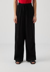 Прямые брюки