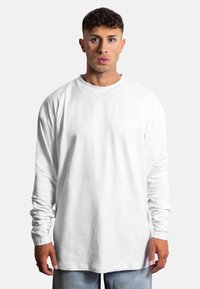 Лонгслив Лонгслив