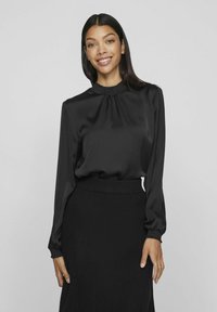 Атласная блузка Атласная блузка