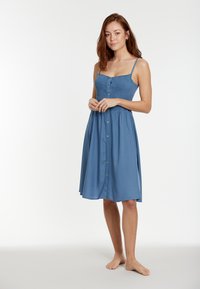 Летнее платье Летнее платье