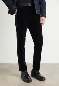 Костюмные брюки