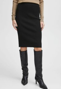 Юбка-карандаш