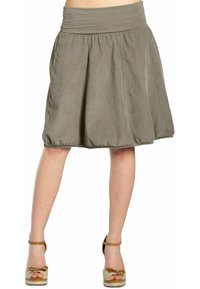 Юбка с воланами