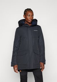 Спортивная куртка Спортивная куртка