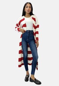 Длинный кардиган