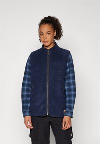 Спортивный жилет