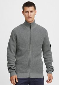 Вязаная кофта Вязаная кофта