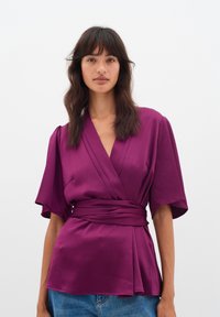 Майка Майка