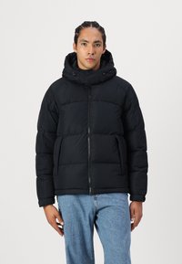 Зимняя куртка Зимняя куртка