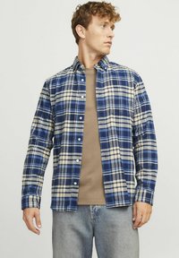 Рубашка Рубашка