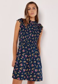 Летнее платье Летнее платье