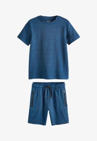 Шорты Шорты