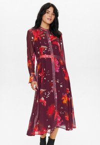 Блузка-платье Блузка-платье