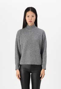 Пуловер Пуловер