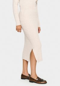 Юбка-карандаш