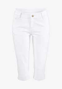 Короткие джинсы