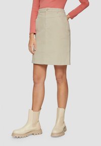 Юбка-карандаш