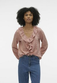 Блузка Блузка