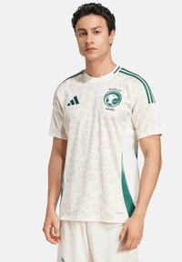 Спортивная форма Спортивная форма