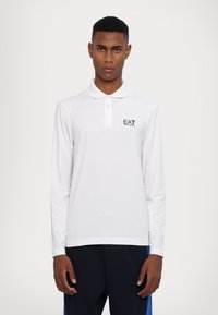 Поло с длинным рукавом