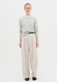 Прямые брюки Прямые брюки