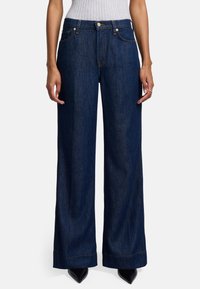 Широкие брюки