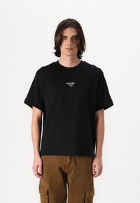 Футболка Футболка