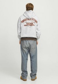 Толстовка Толстовка