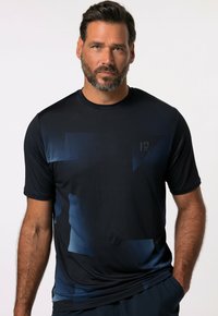 Футболка Футболка