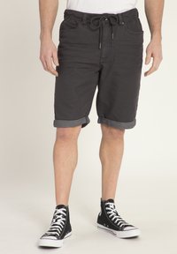 Шорты Шорты