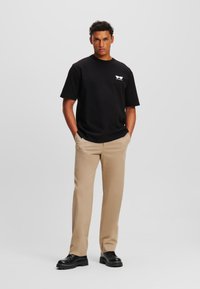 Костюмные брюки