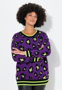 Длинный пуловер Длинный пуловер