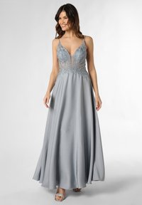 Платье Платье