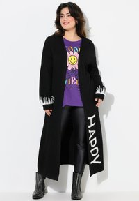 Длинный кардиган Длинный кардиган