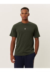 Футболка Футболка