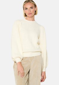 Пуловер Пуловер