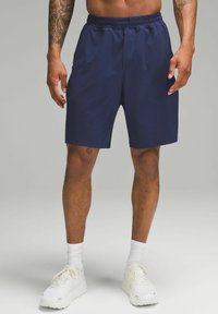 Шорты Шорты