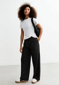 Широкие брюки