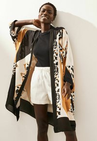 Парео Парео