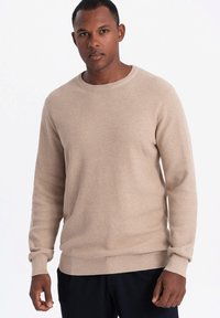 Пуловер Пуловер