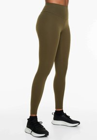 Леггинсы Леггинсы