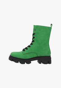 Ботинки на шнуровке