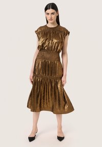 Летнее платье