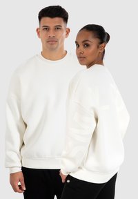 Спортивная толстовка Спортивная толстовка