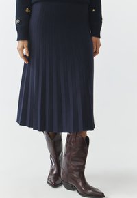 Вязаная юбка Вязаная юбка