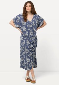 Летнее платье Летнее платье